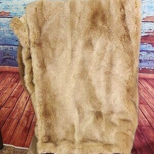 Noble excellence faux fur blanket.